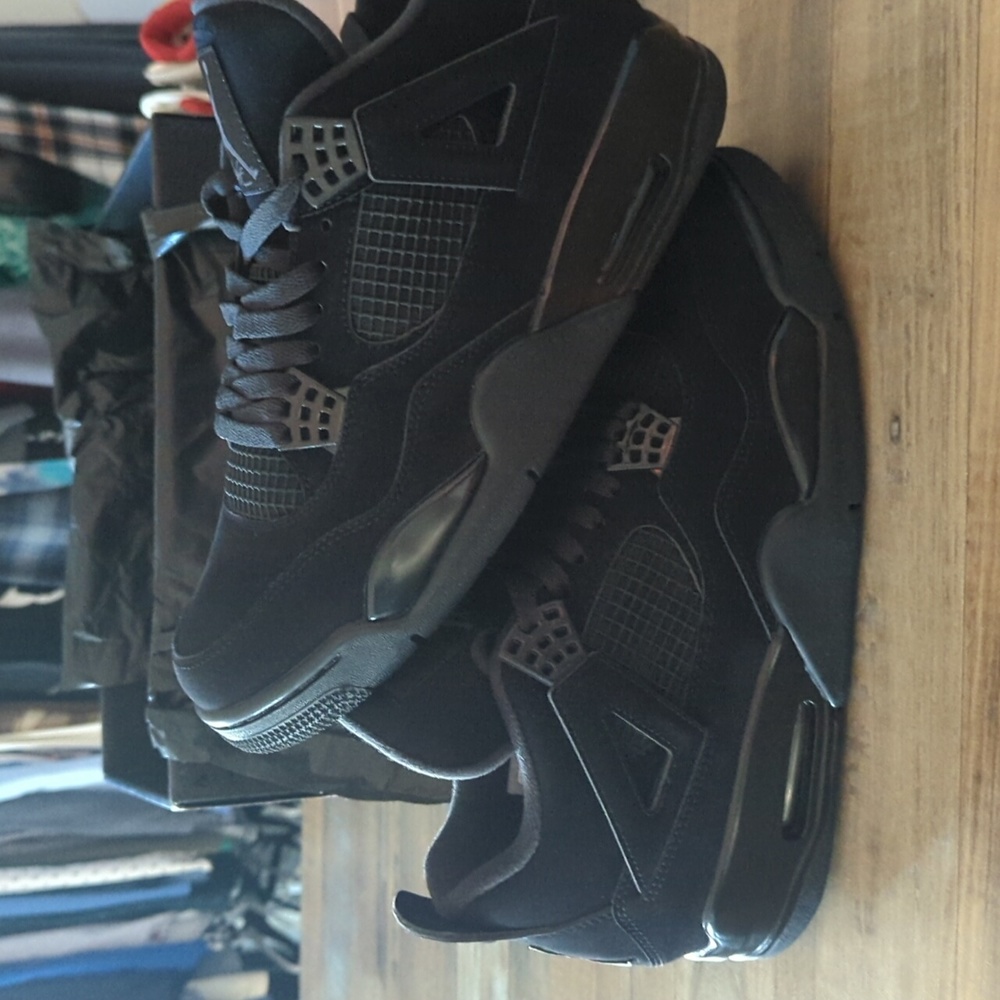 Jordan 4 Black Cat 2020